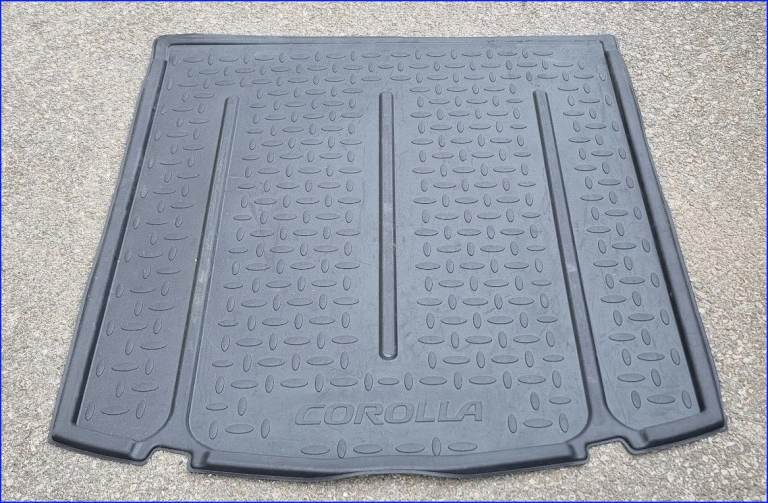 Toyota Corolla rubber boot protector mat (genuine)