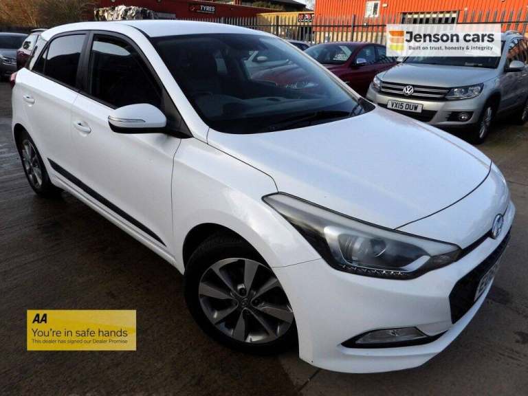 2015 65 HYUNDAI I20 1.4 CRDI PREMIUM HATCHBACK 5DR DIESEL MANUAL EURO 6 (90 PS)