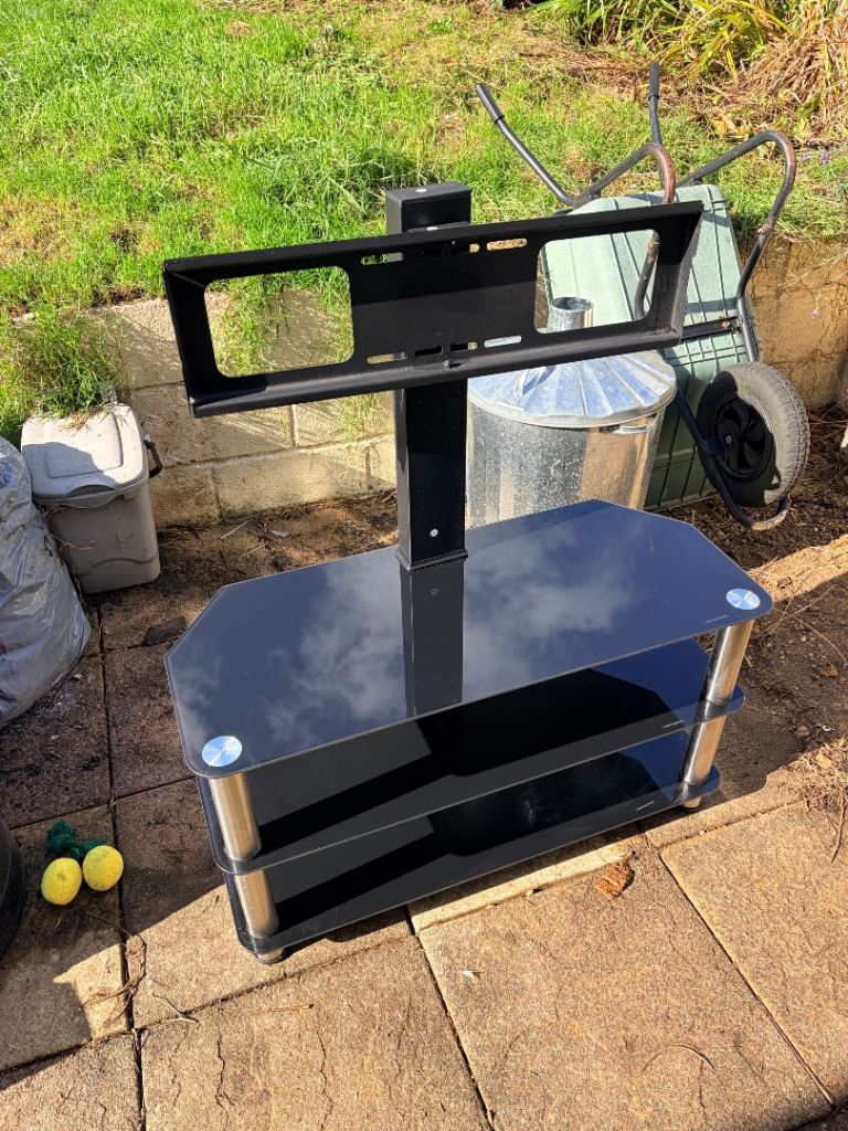 Tv stand with in built mount for large tv 
