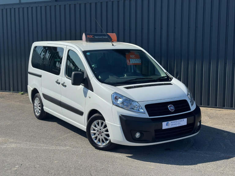 FIAT SCUDO 2.0 Scudo Combi 6-seat L1 2.0 130 Multijet 2013