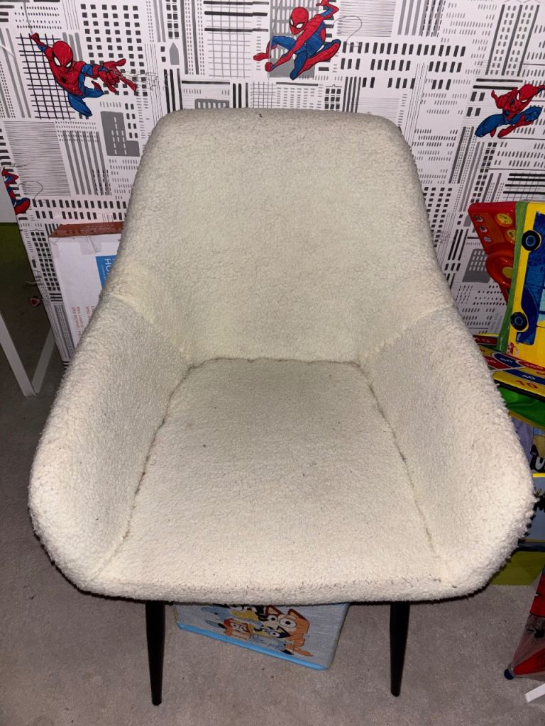 Dressing table chair 