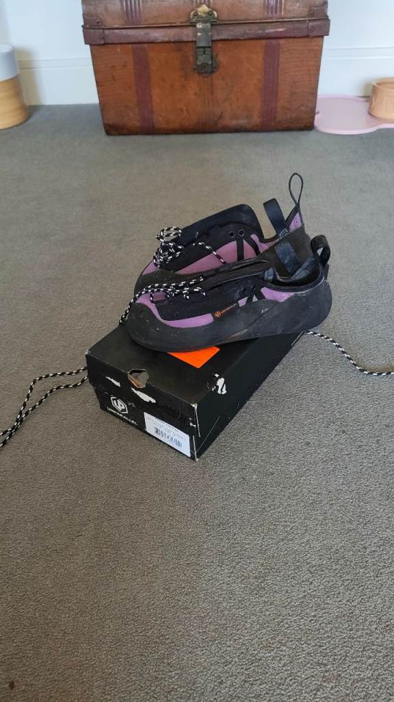 Suggested wording: Unparallel NewTro Lace Climbing Shoes UK 7 – Unworn and Boxed