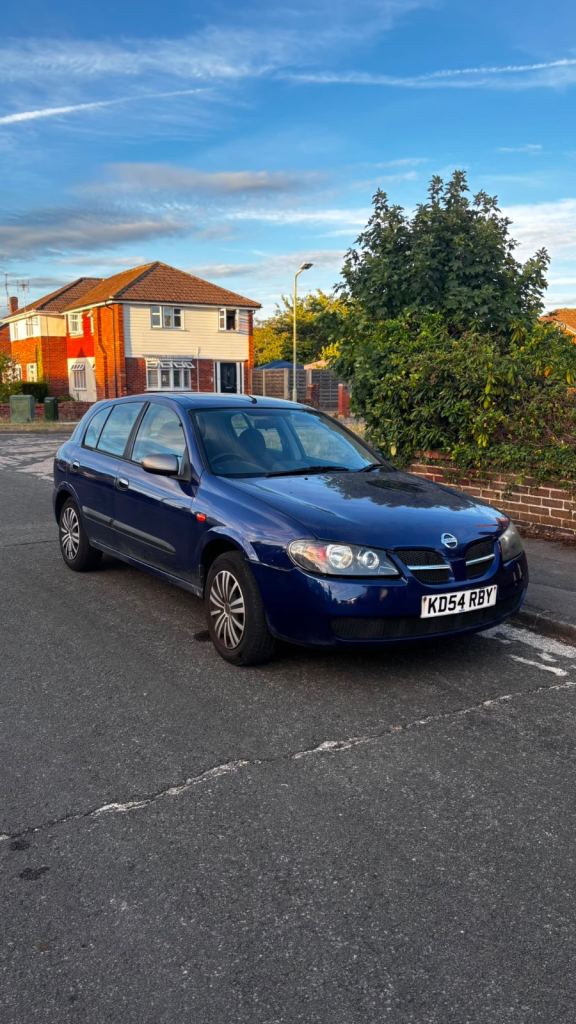 Nissan almera 1.8 petrol