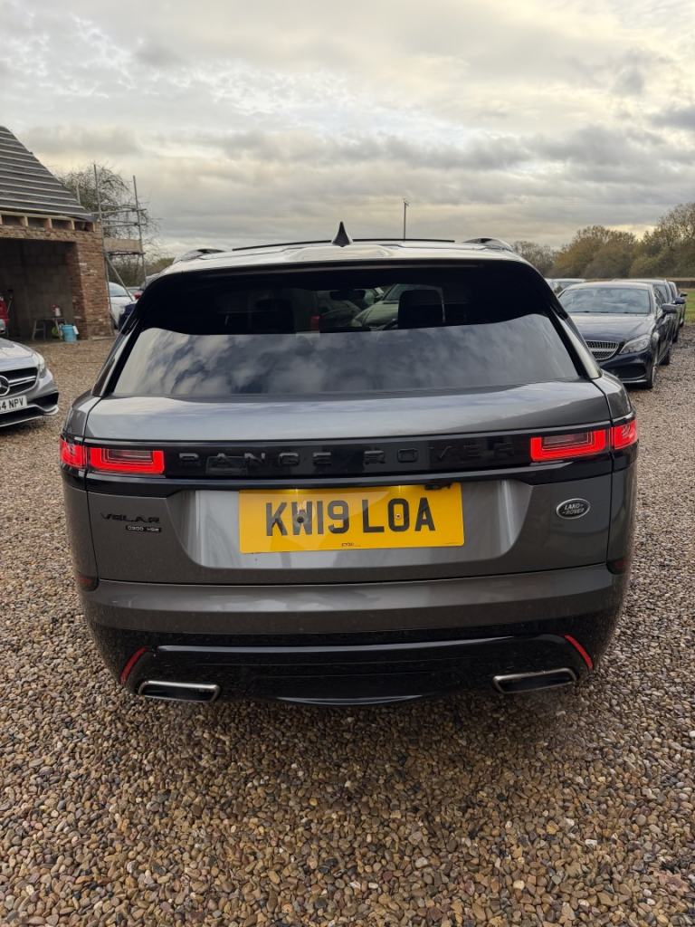 LAND ROVER RANGE ROVER VELAR 3.0 D300 R-Dynamic HSE 2019