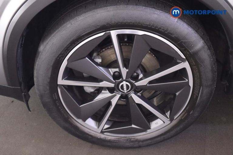 2022 Nissan Qashqai 1.3 DiG-T MH Tekna 5dr SUV Petrol Manual