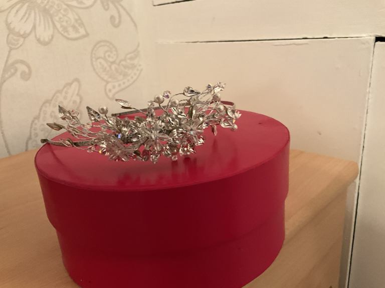 Wedding hair band