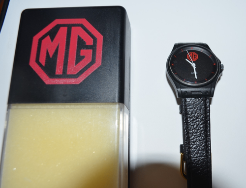 MEN'S MOTORING MG BOXED CAR WATCH