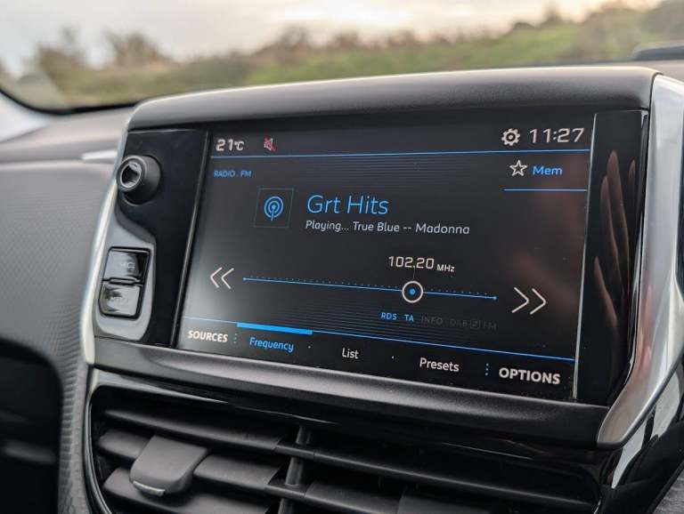 2017 Peugeot 2008 1.6 BlueHDi 100 Allure 5dr HATCHBACK DIESEL Manual