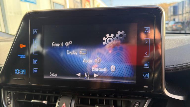 2017 Toyota C-HR 1.2T Icon 5dr Petrol Hatchback Hatchback Petrol Manual