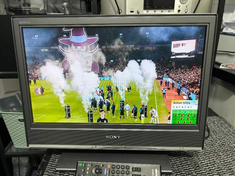 Sony 20 inch freeview tv (one dead pixel)