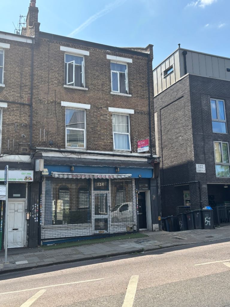 Shop to let in Crystal Palace