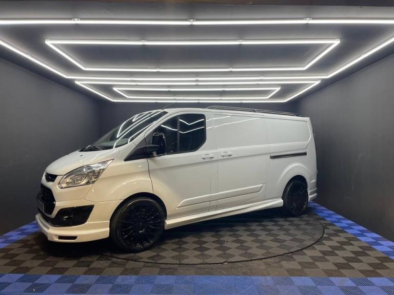 2015 Ford Transit Custom 2.2 TDCi 290 Trend Panel Van 5dr Diesel Manual L2 H1 (186 g/km, 123 bhp)...