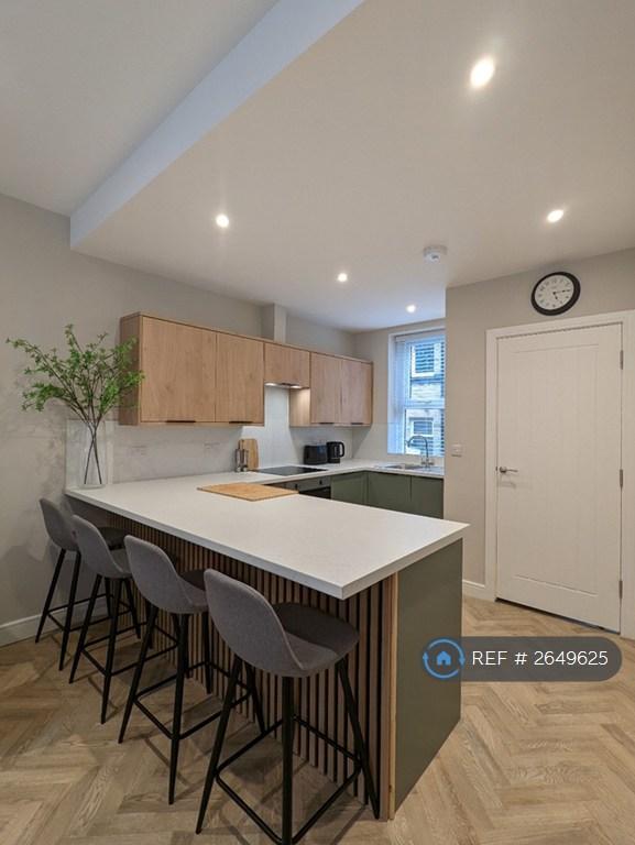 1 bedroom in Eton Street, Calderdale, HX7 (#2649625)