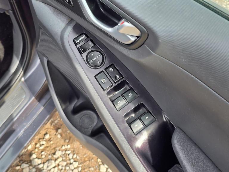 2018 Hyundai IONIQ 1.6 h-GDi Premium SE Hatchback 5dr Petrol Hybrid DCT Euro 6 (s/s) (141 ps) Hat...