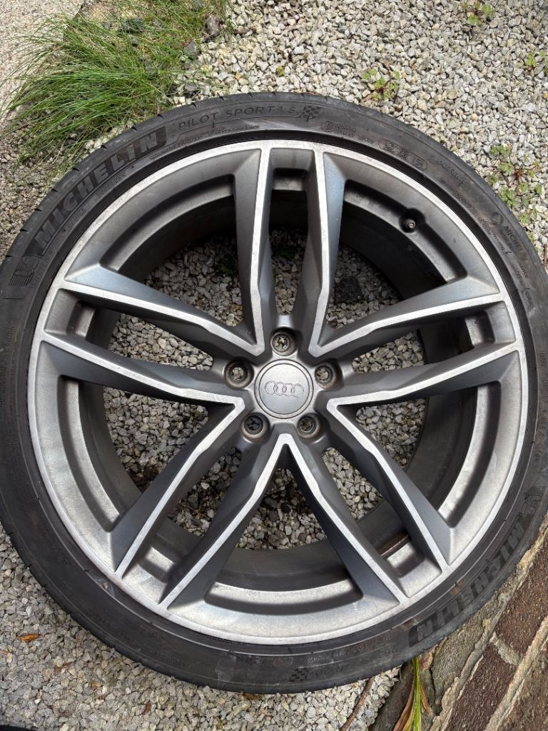 Audi A7 20” alloys 