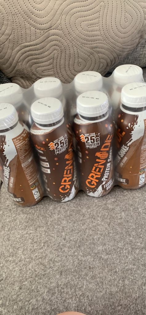 8 X grenade protein drink