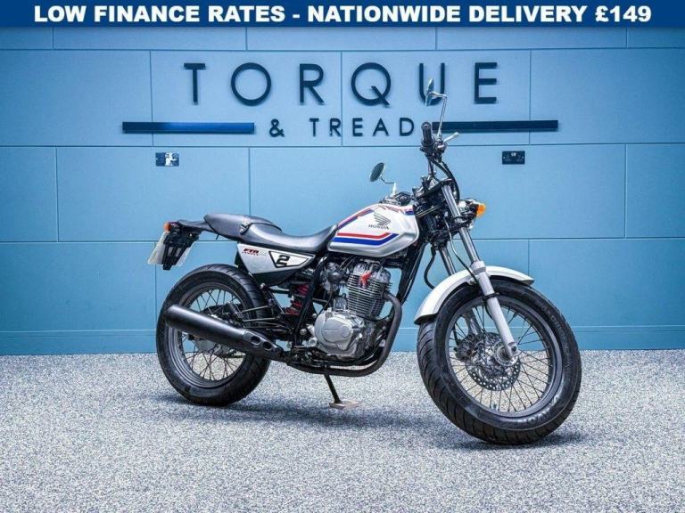 2025 03 HONDA FTR 223CC FLAT TRACKER - RARE BIKE - LOW MILES