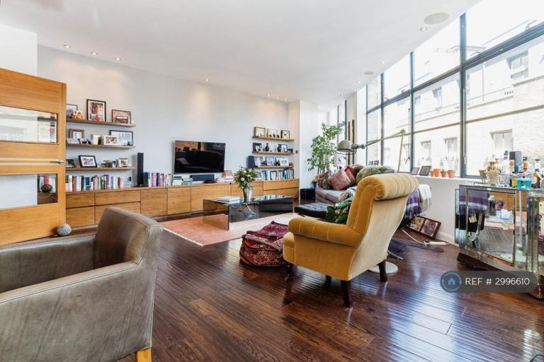 2 bedroom flat in Exchange Building, London, E1 (2 bed) (#2996610)