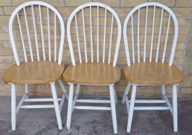 2 x wooden chairs £15 each