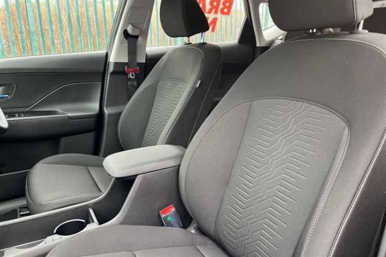 2024 Hyundai KONA 48.4kWh Advance SUV 5dr Electric Auto (156 ps) SUV Electric Automatic