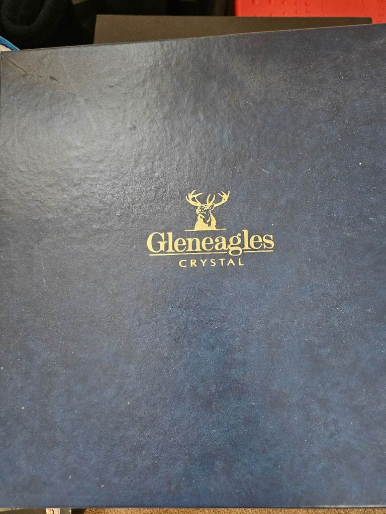 Gleneagles Crystal Decanter and Whisky Tumbler Set (4) – New