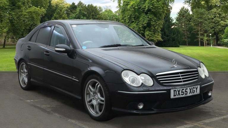  Mercedes-Benz C Class 5.4 C55 AMG Saloon 4dr Petrol Automatic (286 g/km, 367 bhp) Manual