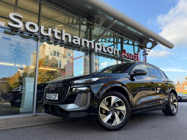 2025 Audi Q6 e-tron 83kWh S line SUV 5dr Electric Auto (252 ps) ESTATE Electric Automatic