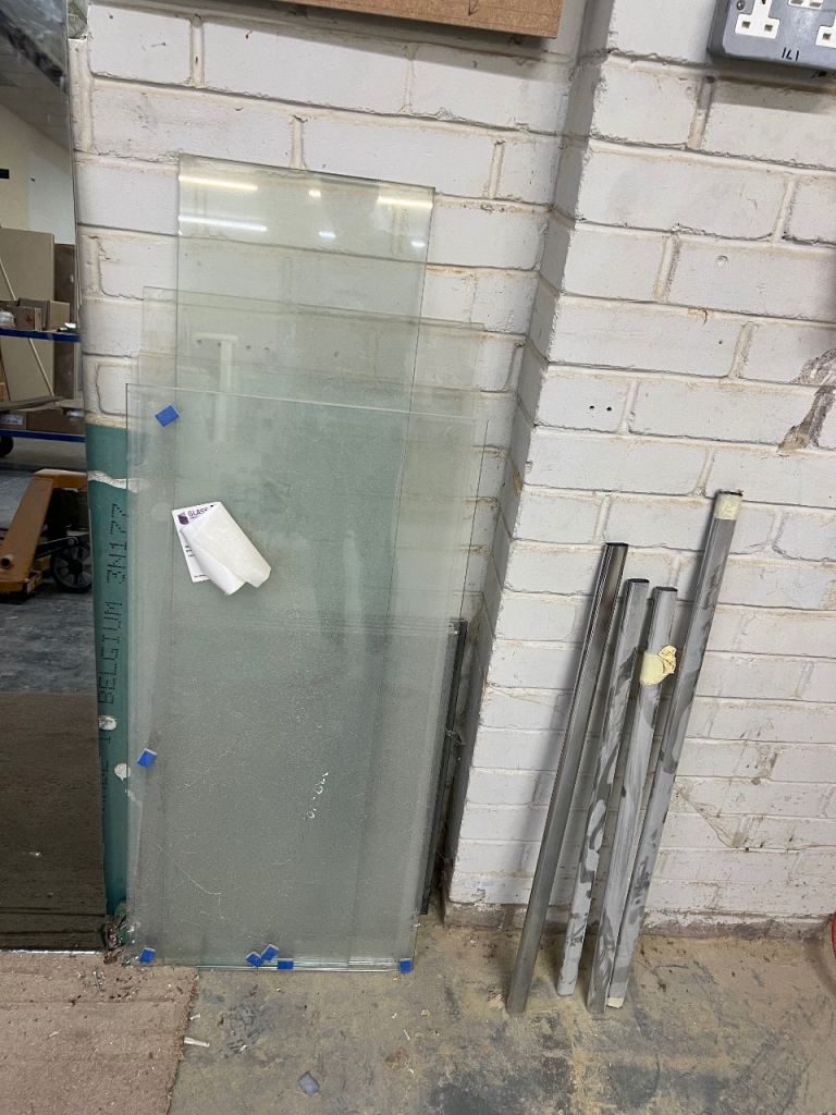 Assortment of Glass x 6 Different Sizes - New 