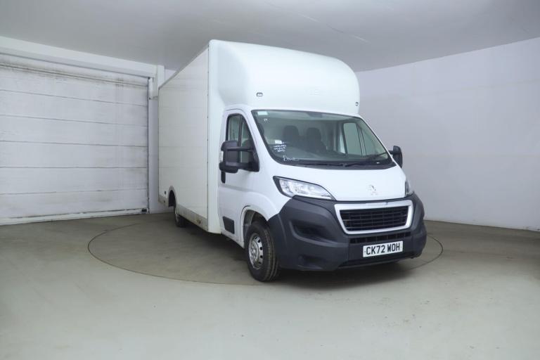 Peugeot Boxer 2.2 BlueHDi 335 Built for Business Low Floor Luton L3 Euro 6 (s/s) 4dr Diesel Manual