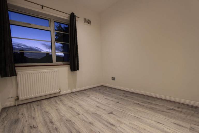 2 Bed Maisonette in the heart of Finchley. N12 N3 N2, Easy access to Hendon, Temple Fortune.
