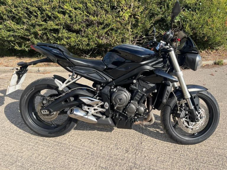 2017 17 TRIUMPH STREET TRIPLE S 765 NAKED BLACK 765S HISTORY HPI CLEAR