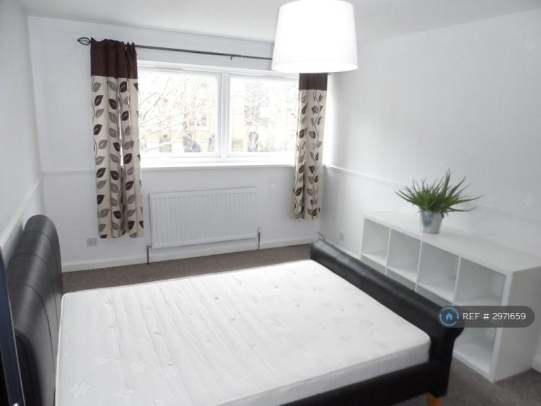4 bedroom house in Leontine Close, London, SE15 (4 bed) (#2971659)