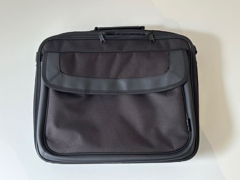 Targus TAR300 laptop bag, 15.6“