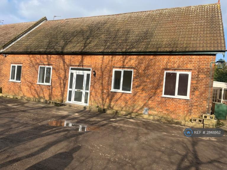 4 bedroom house in Old House Lane, Colchester, CO4 (4 bed) (#2861862)