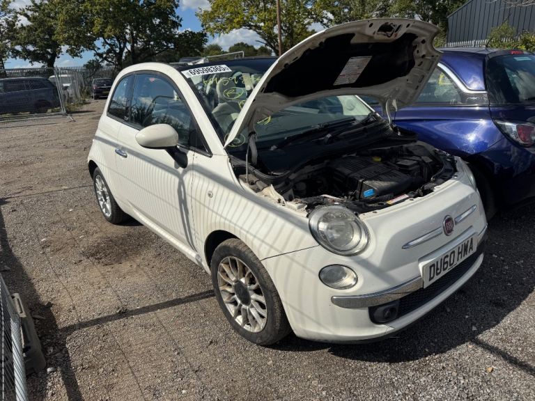 Fiat 500 1.2 2010 white BREAKING FOR PARTS 