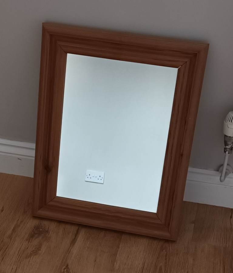 Lovely Wooden Framed Mirror – Good Condition