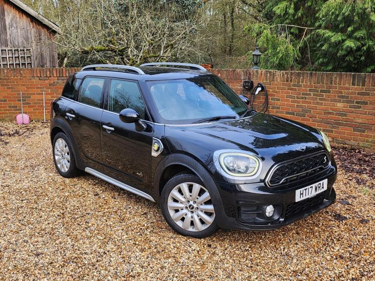 2017 MINI Countryman Cooper S E ALL4 Plug-In Hybrid in Great Condition HATCHBACK Petrol Parallel ...