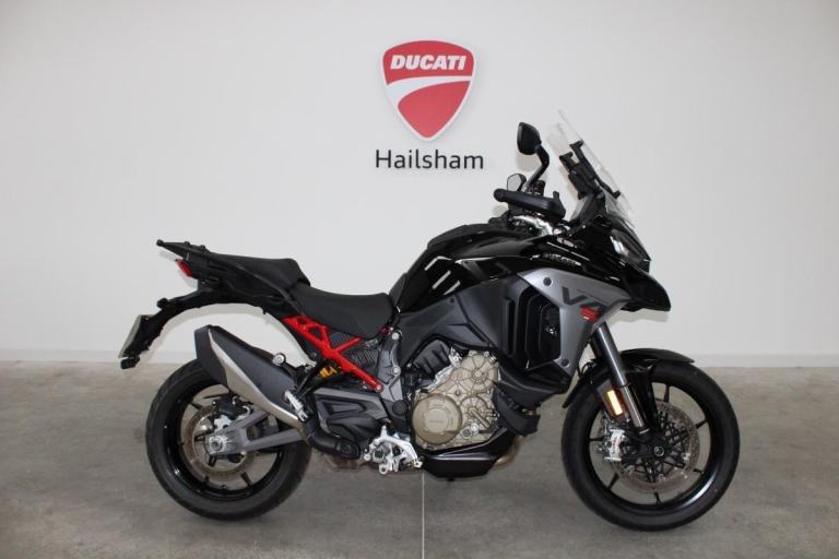 Ducati Multistrada V4S Radar, EX Demo, Thrilling Black