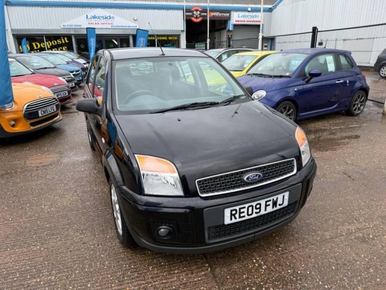 2009 Ford Fusion 1.6 Zetec Climate Hatchback 5dr Petrol Automatic (181 g/km, 99 bhp) Hatchback Pe...