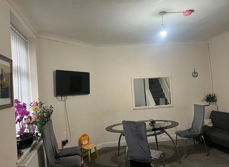  HOUSE FOR RENT BD3