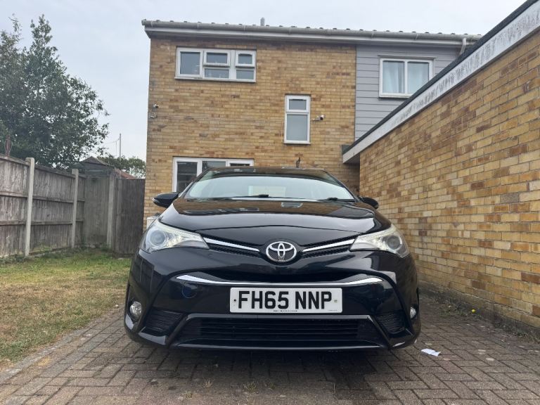 Toyota, AVENSIS, Saloon, 2015, Manual, 1995 (cc), 4 doors
