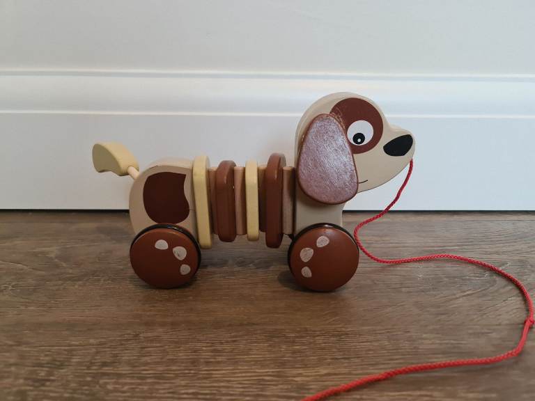 Wooden Pull-Along Dog