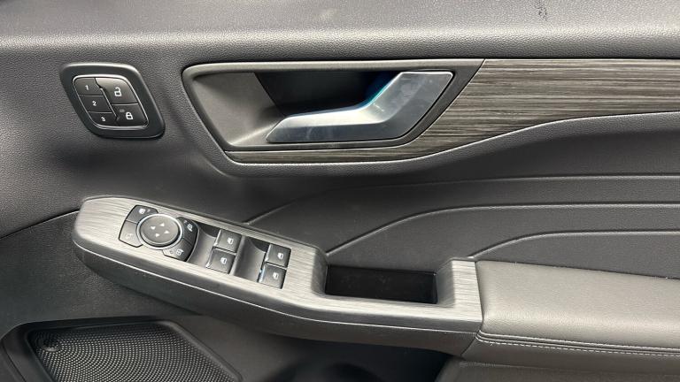 2025 Ford Kuga 2.5 FHEV Active 5dr CVT Hybrid Estate Estate Hybrid Automatic