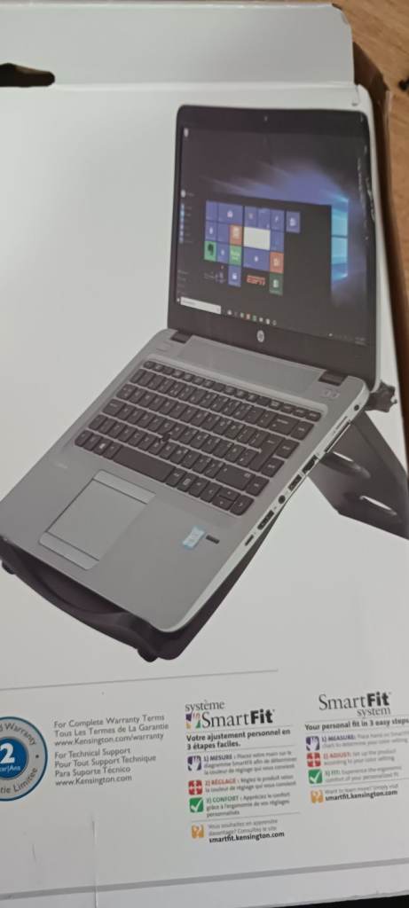 Laptop riser