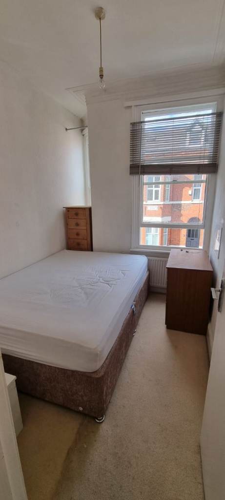 1 bedroom flat to rent £800PCM all bills incldued within the rent