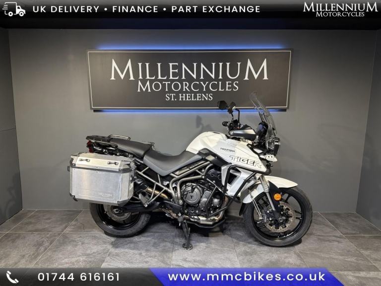 2019 TRIUMPH TIGER 800 XRT ADVENTURE BIKE WITH PANNIERS