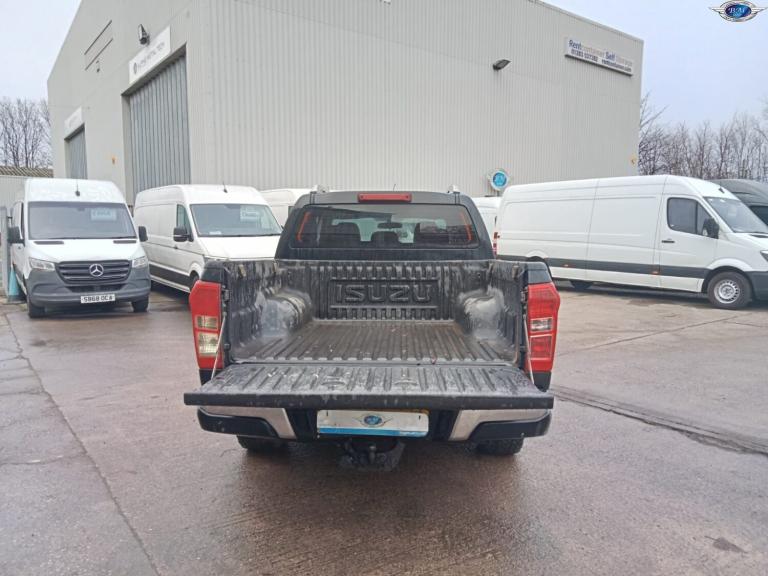 ISUZU D-MAX 2.5 TD Utah Black Manual Diesel 2015