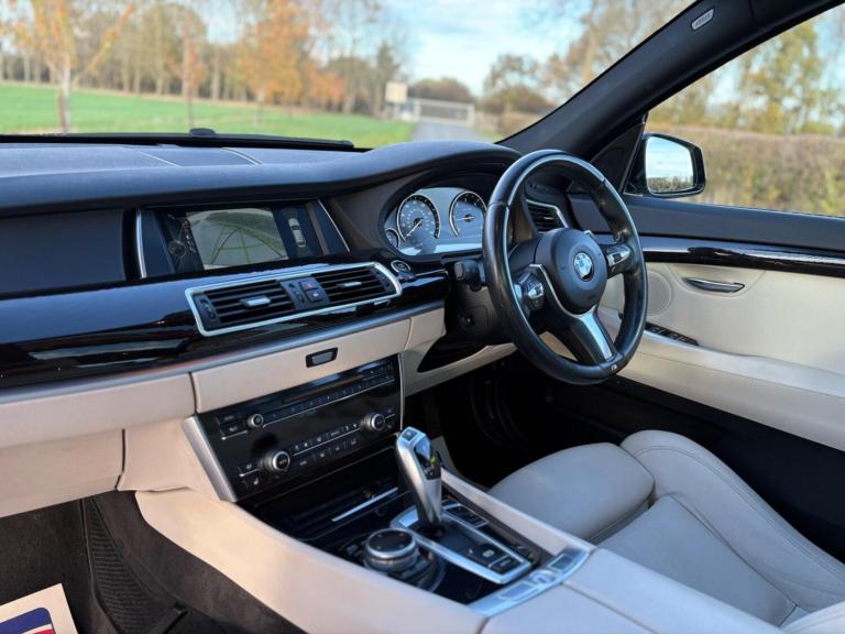 2014 BMW 5 Series 530d M Sport 5dr Step Auto HATCHBACK DIESEL Automatic