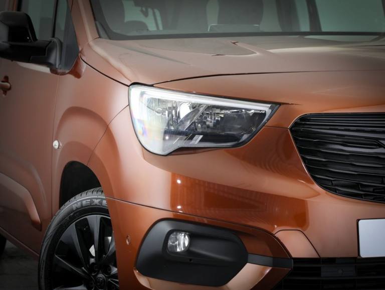 2021 Vauxhall Combo Life 1.2 Turbo 130 Elite 5dr Auto [7 seat] MPV PETROL Automatic
