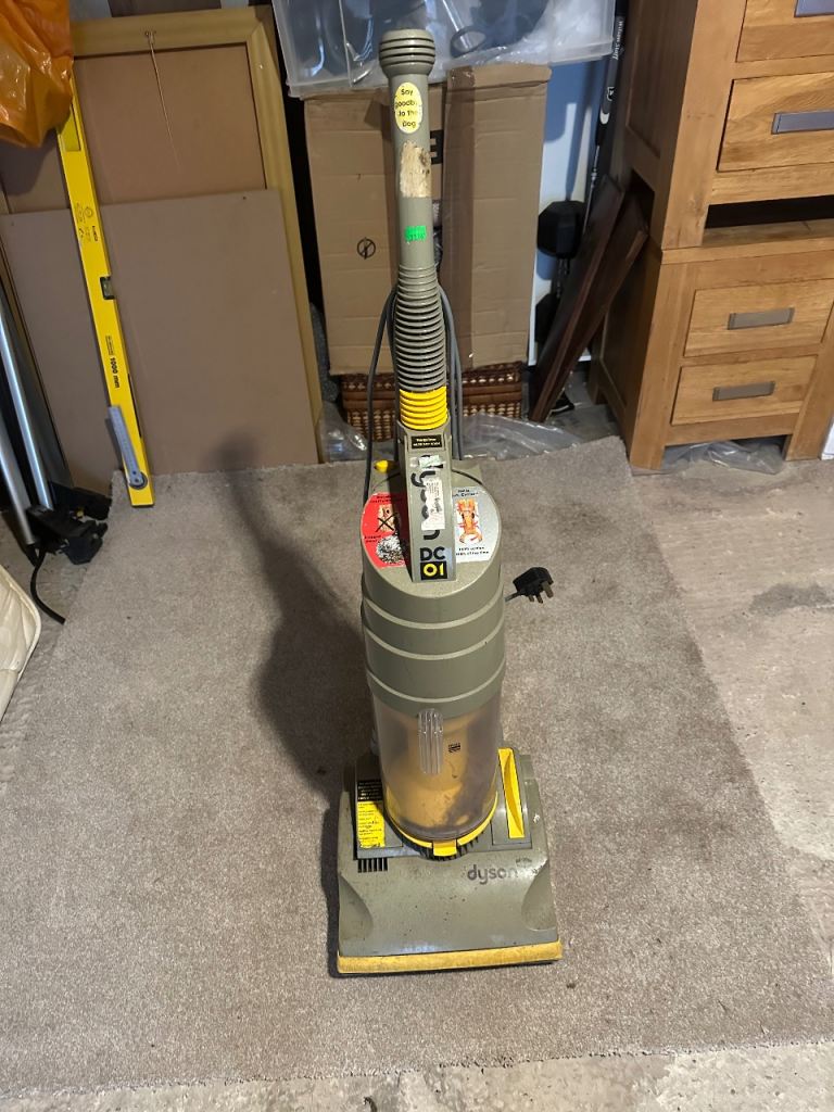 Dyson DC01 vacuum cleaner 